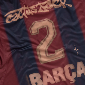 Camisa Barcelona TRAVIS SCOTT Home Retrô 2000/01 - Torcedor Masculina Oversized