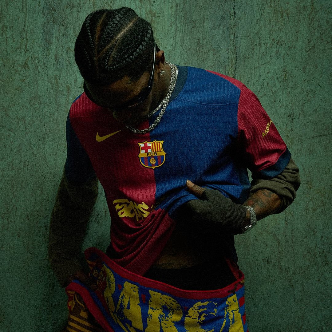 Camisa Barcelona TRAVIS SCOTT Home 24/25 - Jogador Masculina